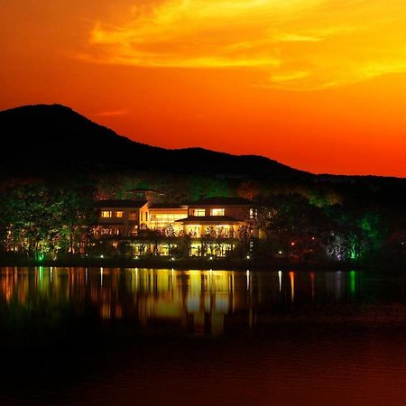 The Purple Palace - Jinling Hotels & Resorts Нанкин Екстериор снимка