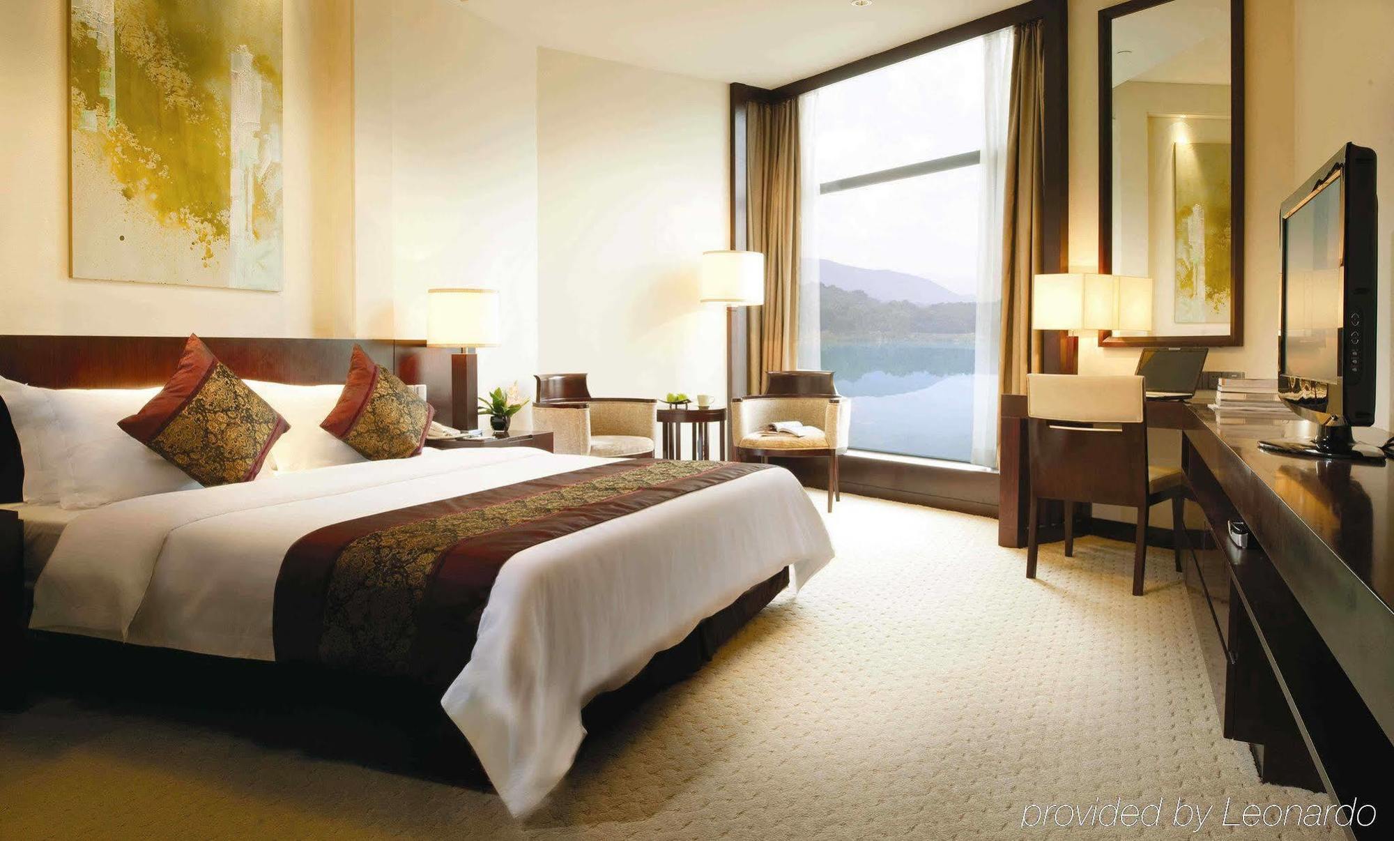 The Purple Palace - Jinling Hotels & Resorts Нанкин Екстериор снимка