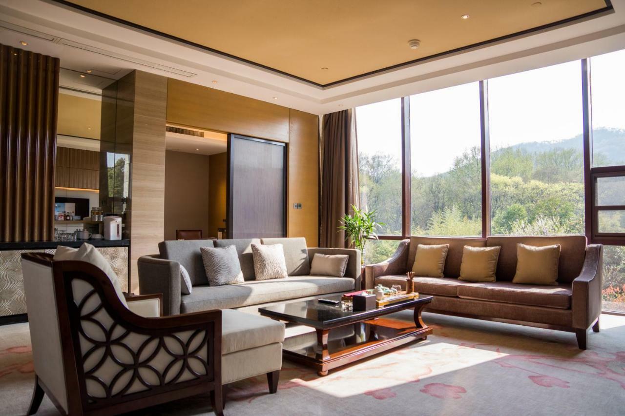 The Purple Palace - Jinling Hotels & Resorts Нанкин Екстериор снимка