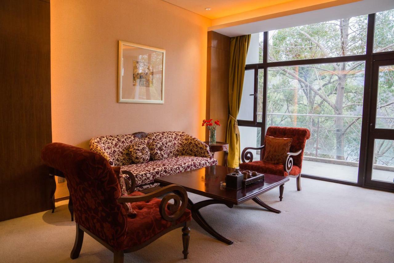 The Purple Palace - Jinling Hotels & Resorts Нанкин Екстериор снимка