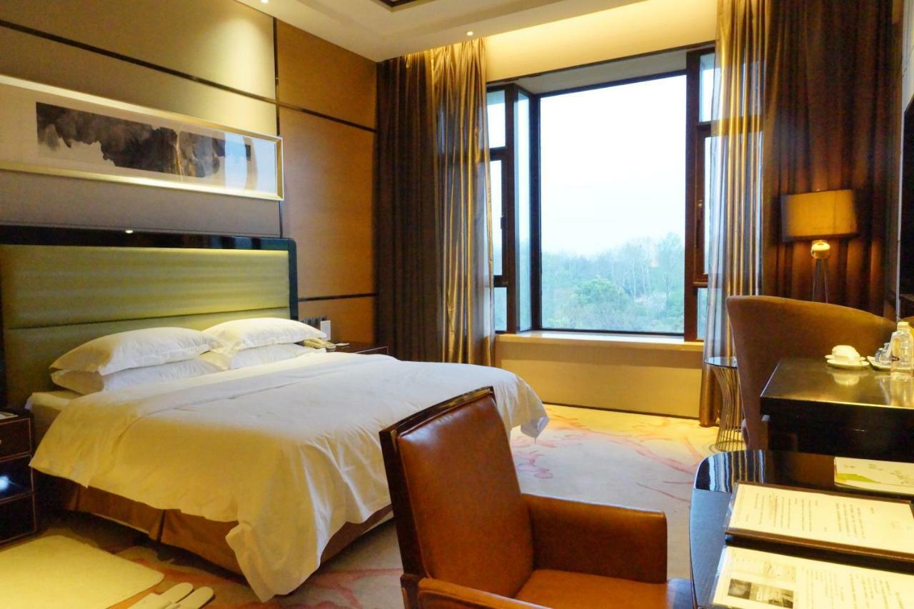 The Purple Palace - Jinling Hotels & Resorts Нанкин Екстериор снимка